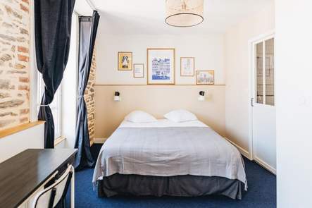 Les Chouettes Hostel